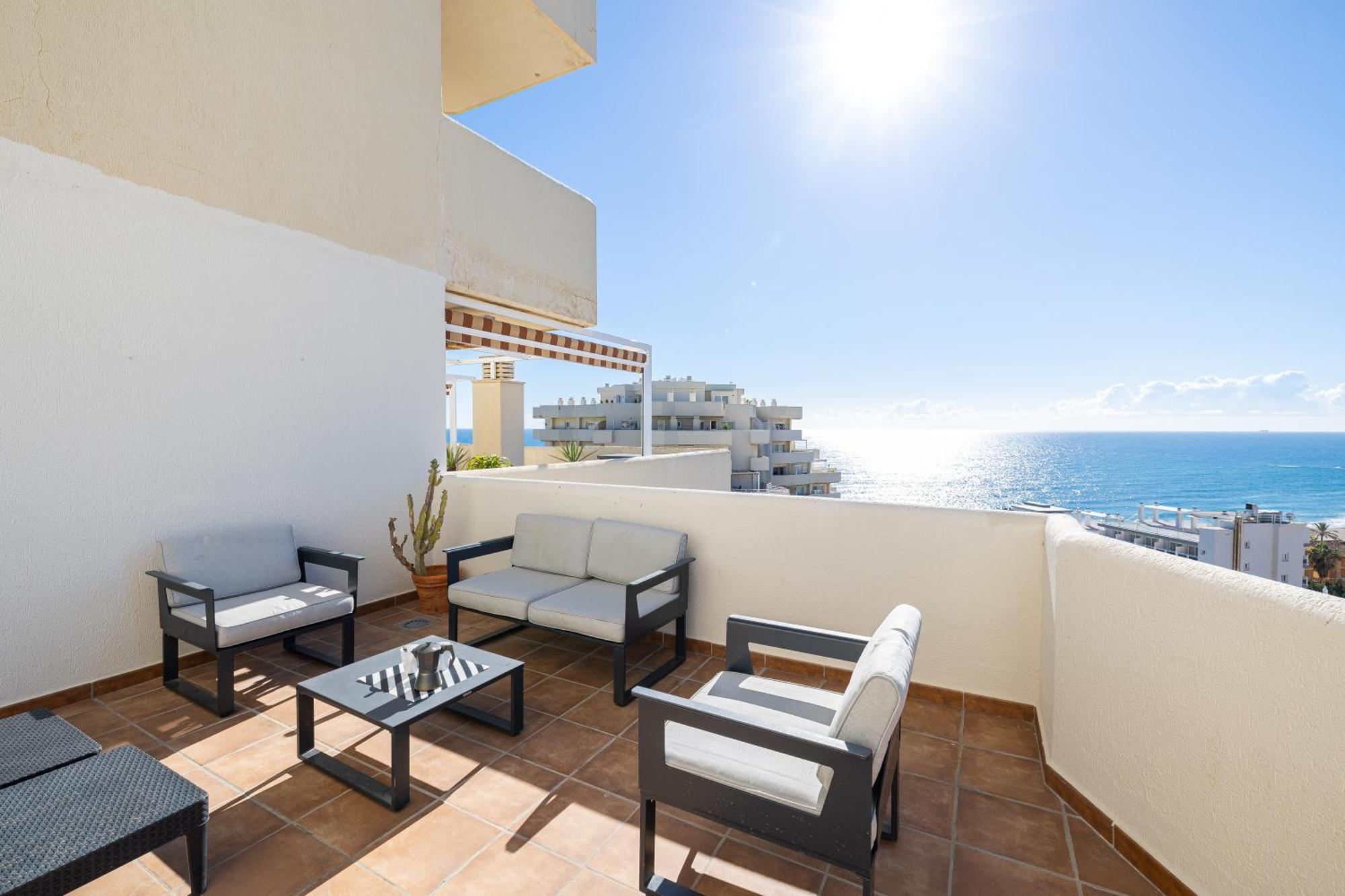 Holidays2Benal Beach Terraza Solarium Бенальмадена Экстерьер фото